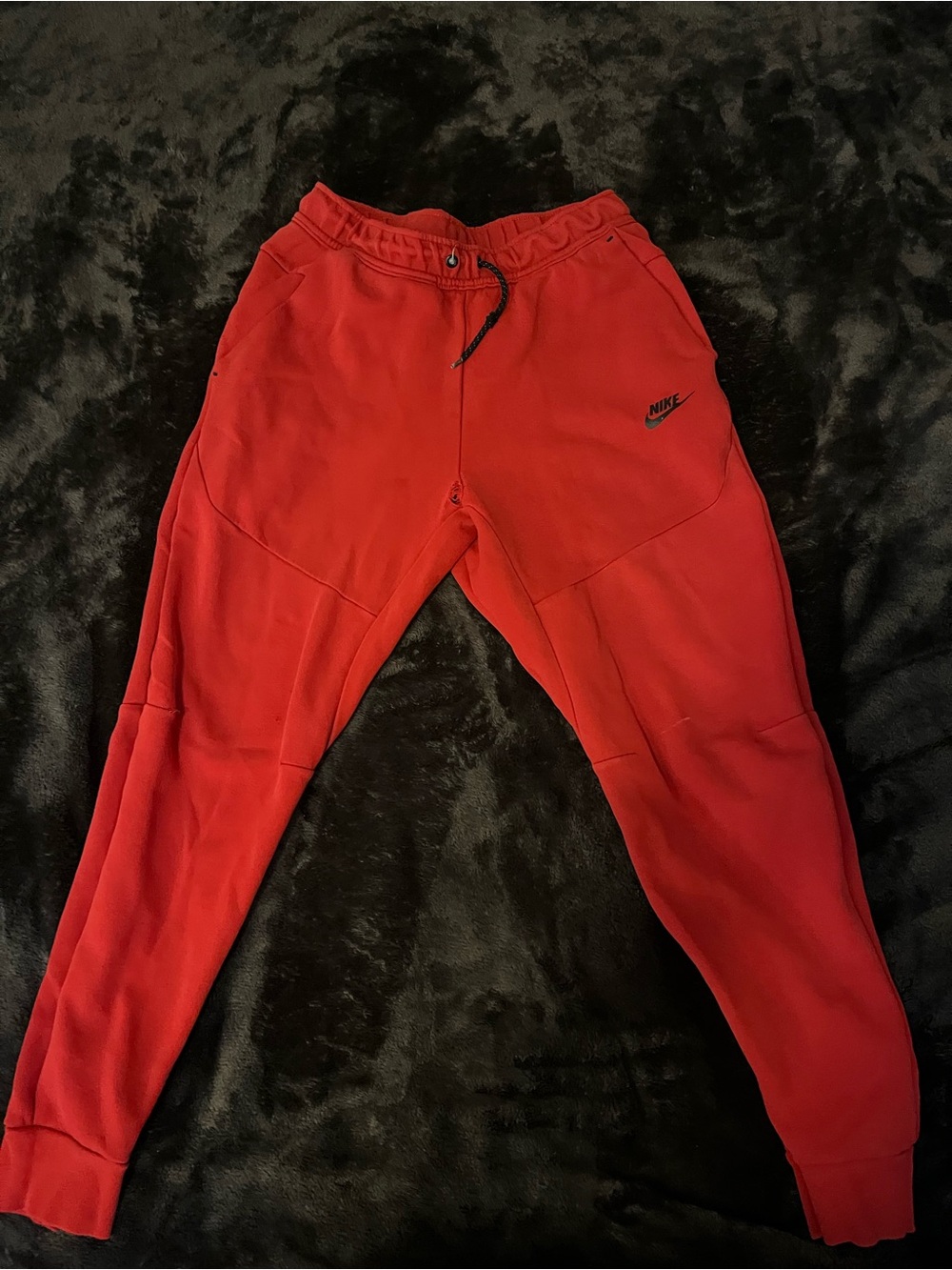 Nike Sportswear Tech Fleece Joggers Red